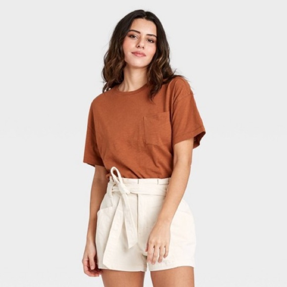 Large Orange Pocket Tee with Tie Universal Thread